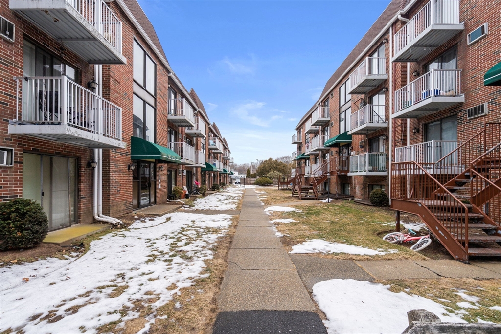 1186 Worcester # 230