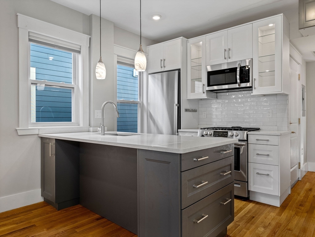 23 Howard Street # 3
