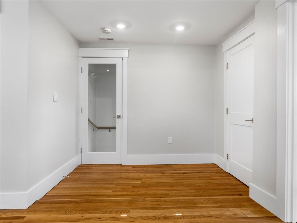 23 Howard Street # 3