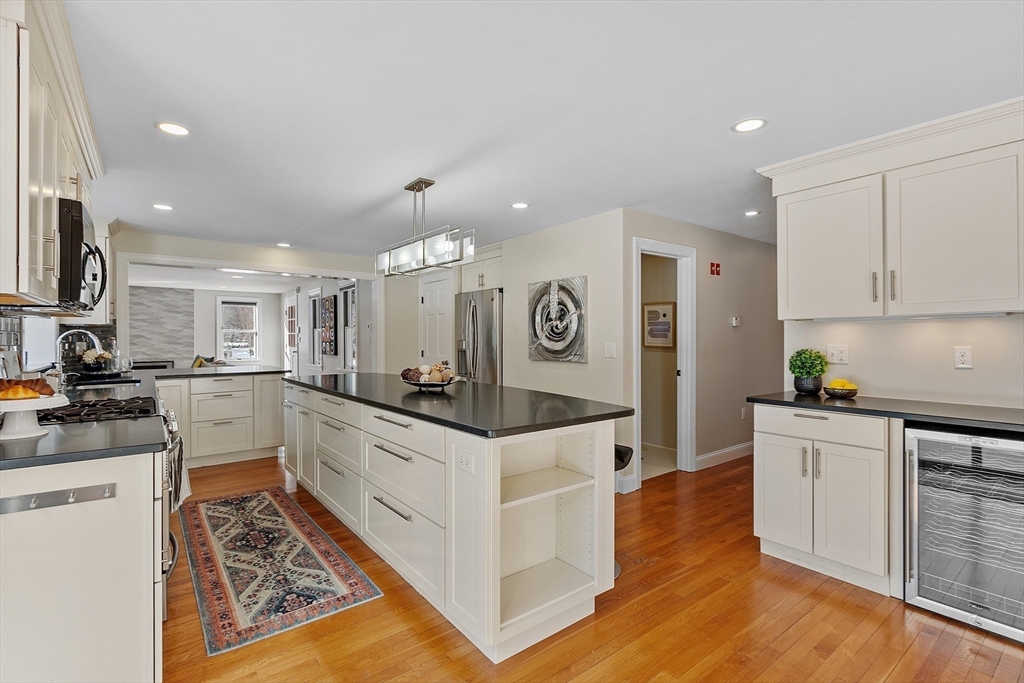 380 Burroughs Rd