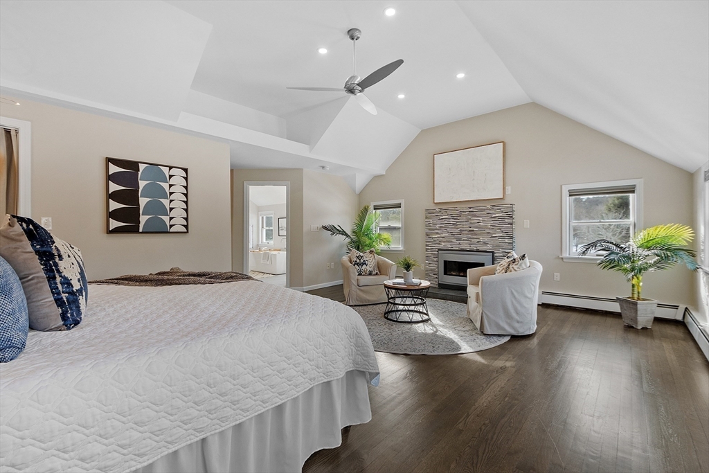380 Burroughs Rd