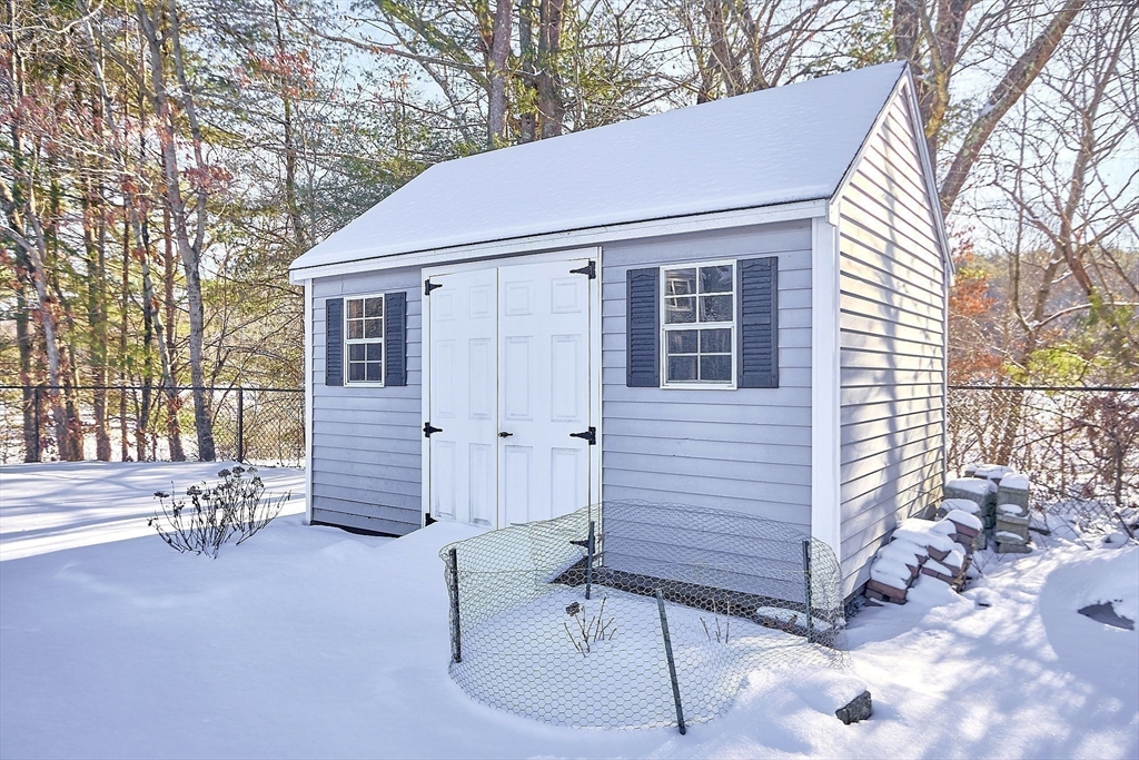 380 Burroughs Rd