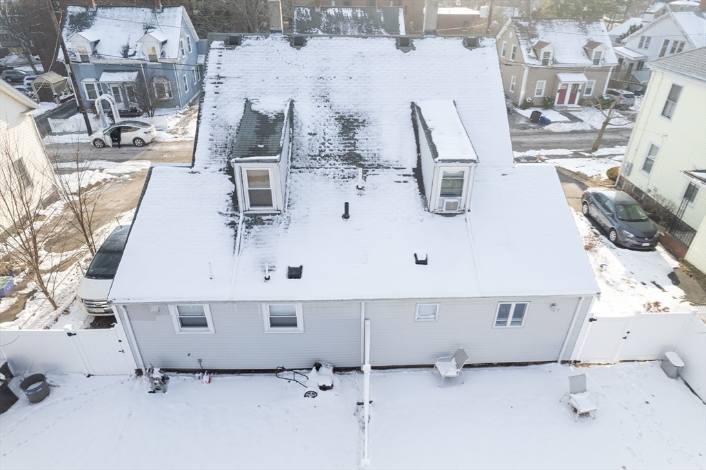 26-28 Baxter St
