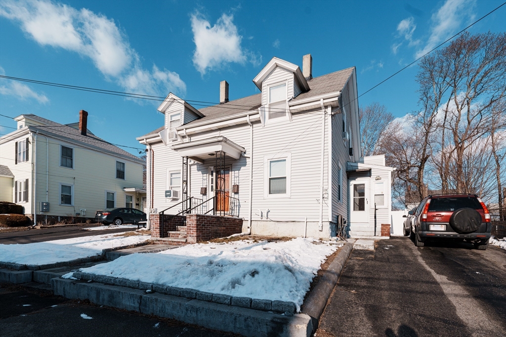 26-28 Baxter St