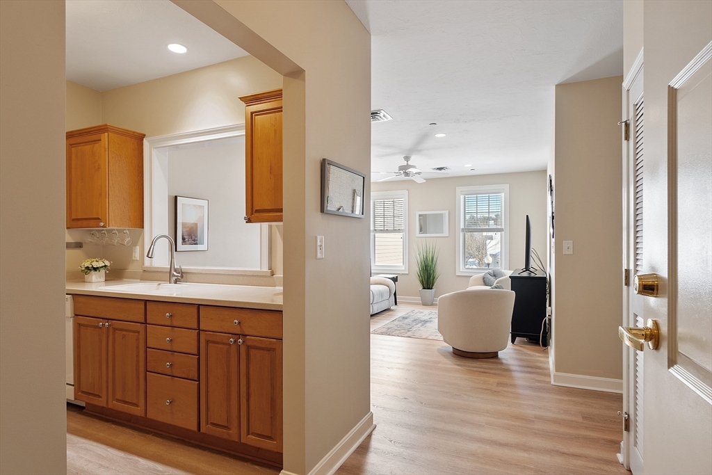 27 Hartland Way # 209