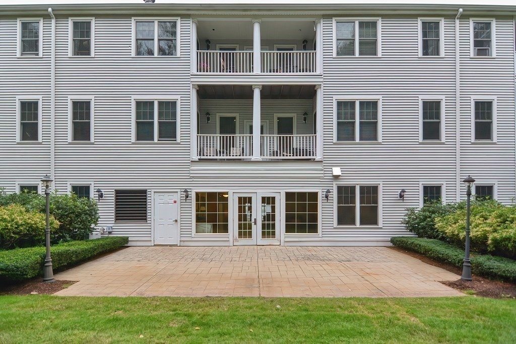 27 Hartland Way # 209
