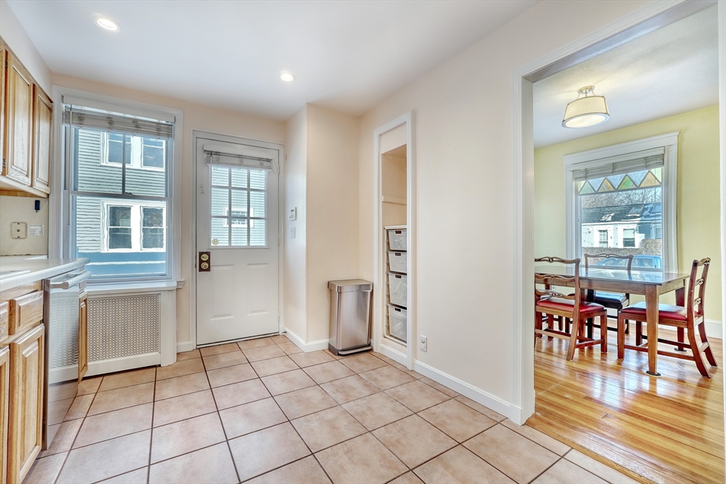 22 Pleasant Street