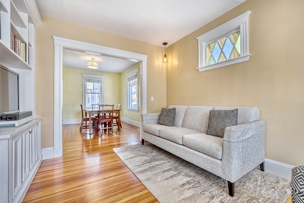22 Pleasant Street