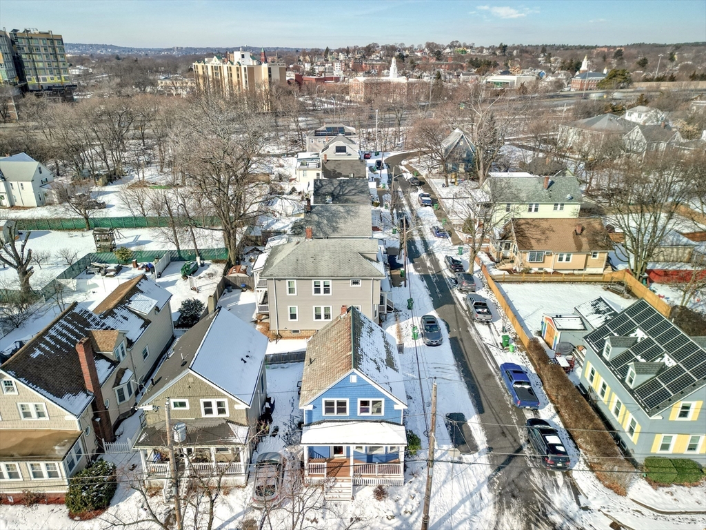 22 Pleasant Street