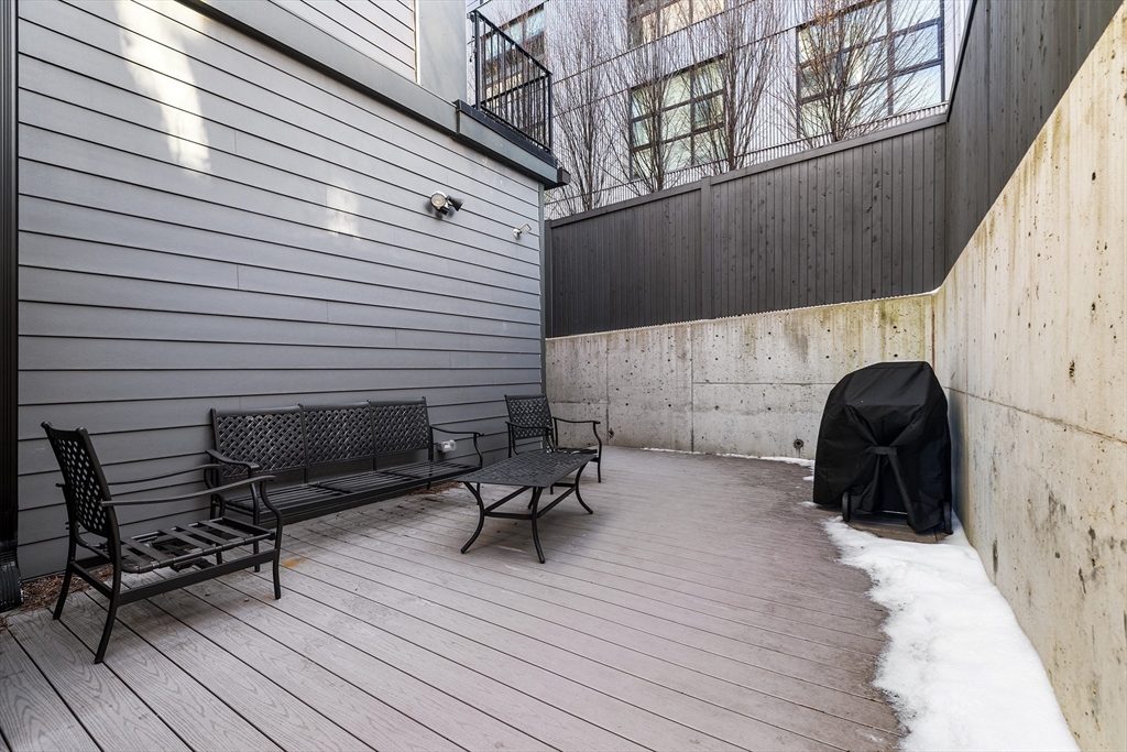 610 Rutherford Ave # 205
