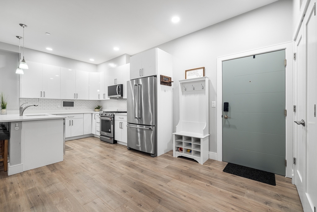 610 Rutherford Ave # 205