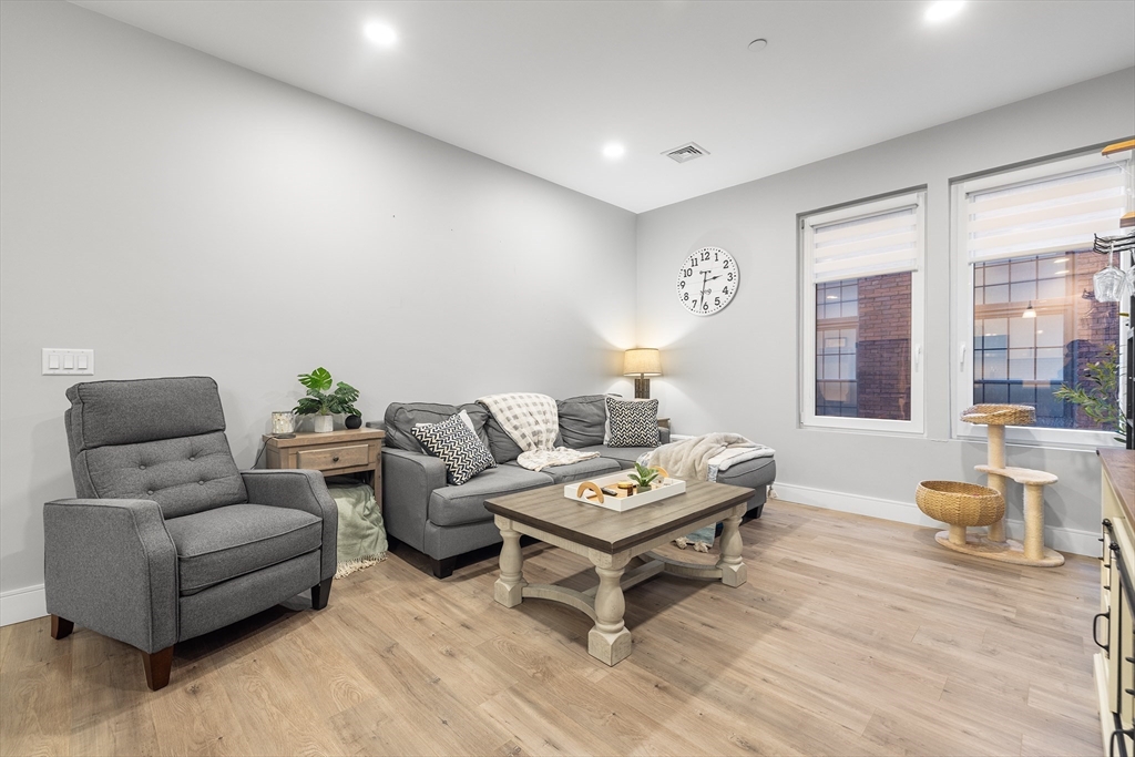 610 Rutherford Ave # 205