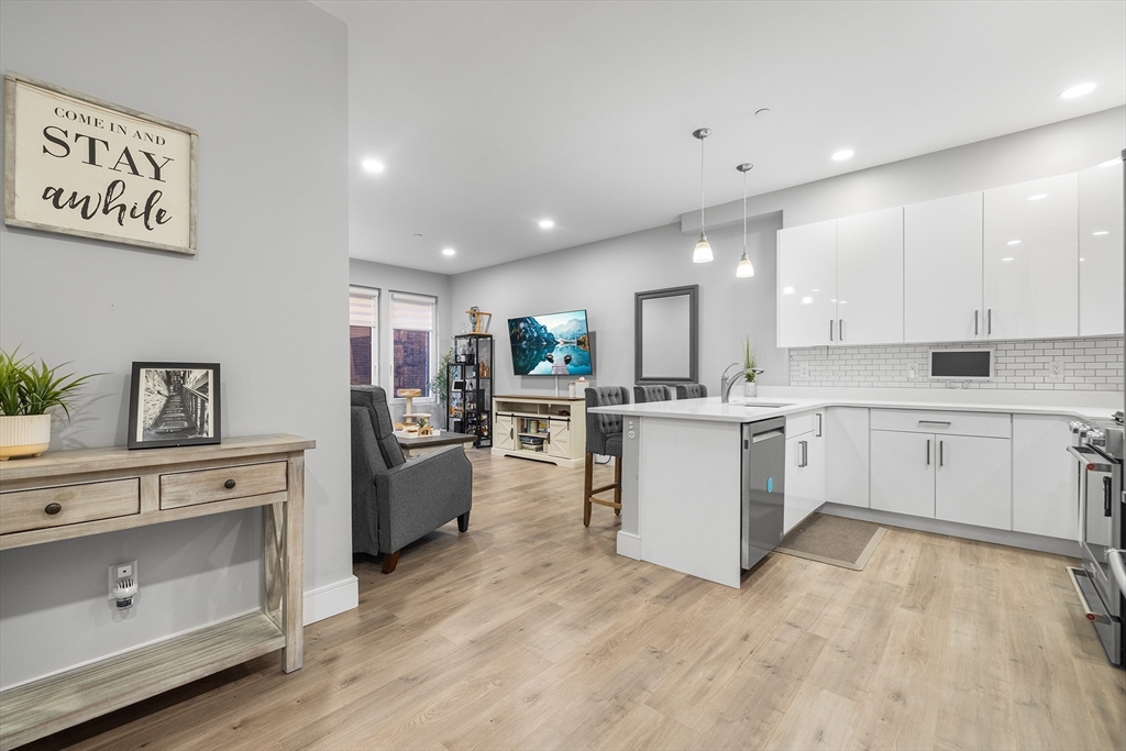 610 Rutherford Ave # 205