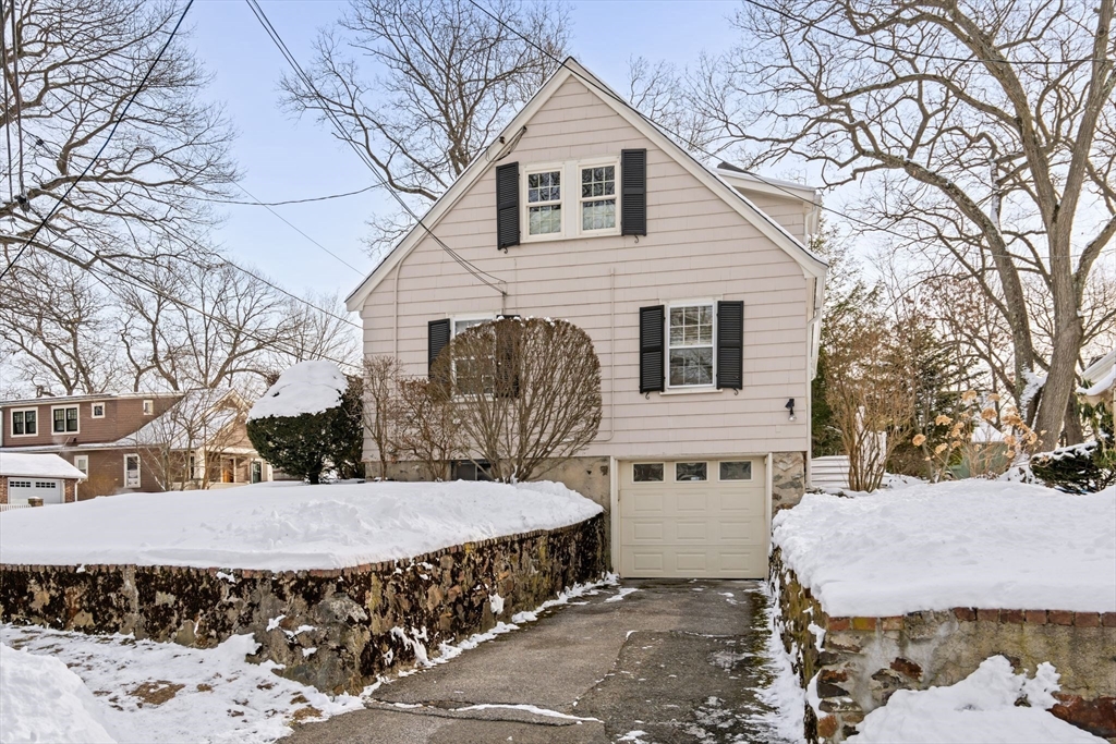 16 Colby Rd
