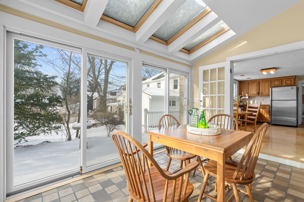 16 Colby Rd