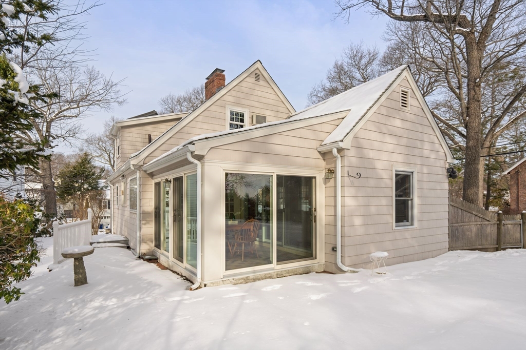 16 Colby Rd