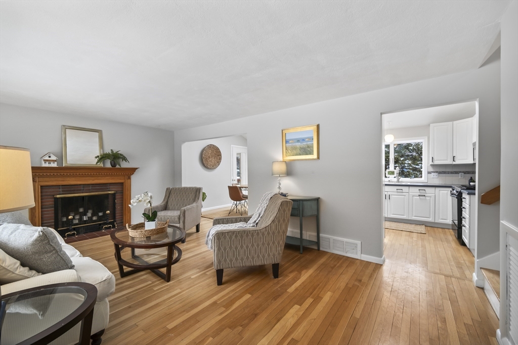 20 Bent Brook Road