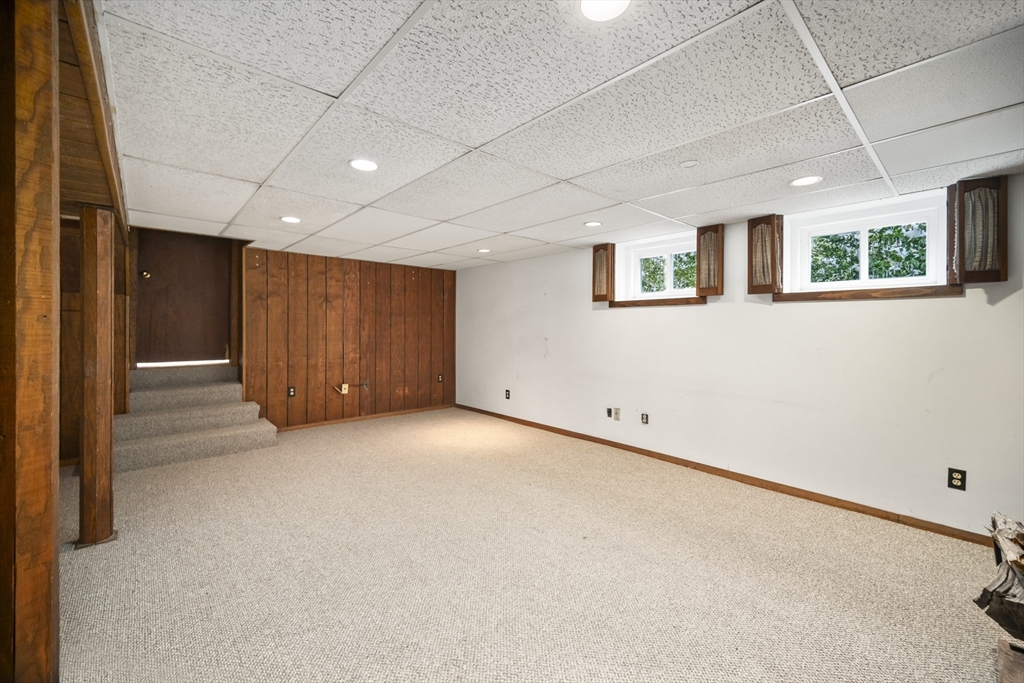20 Bent Brook Road