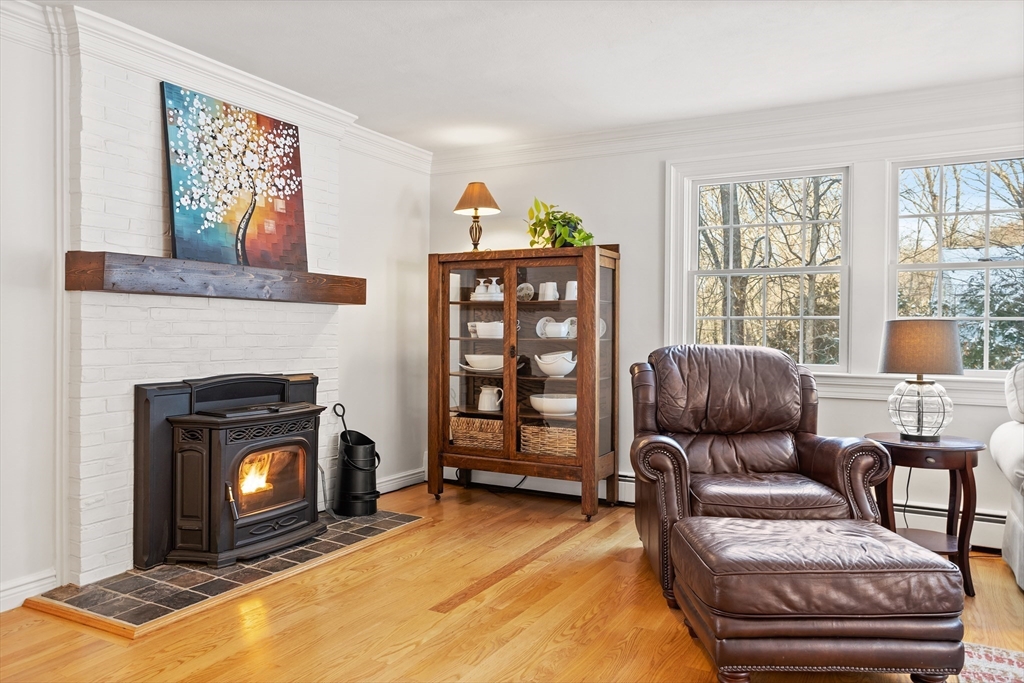 84 Vaughn Hill Rd