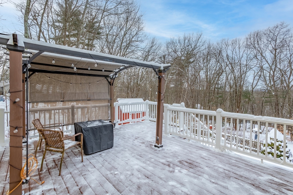 84 Vaughn Hill Rd