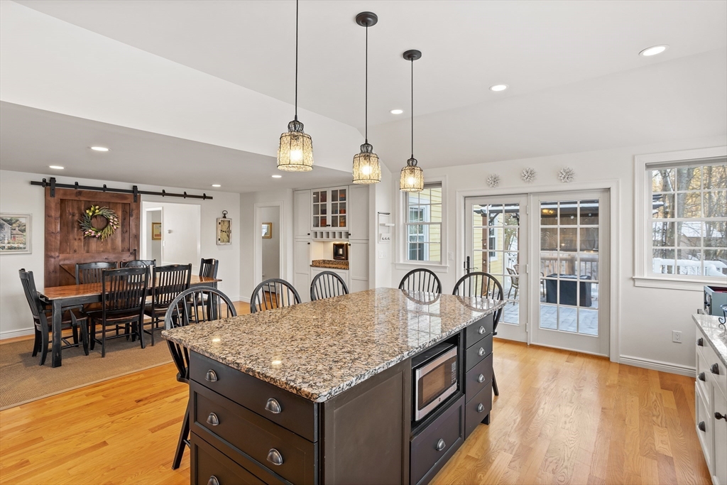 84 Vaughn Hill Rd