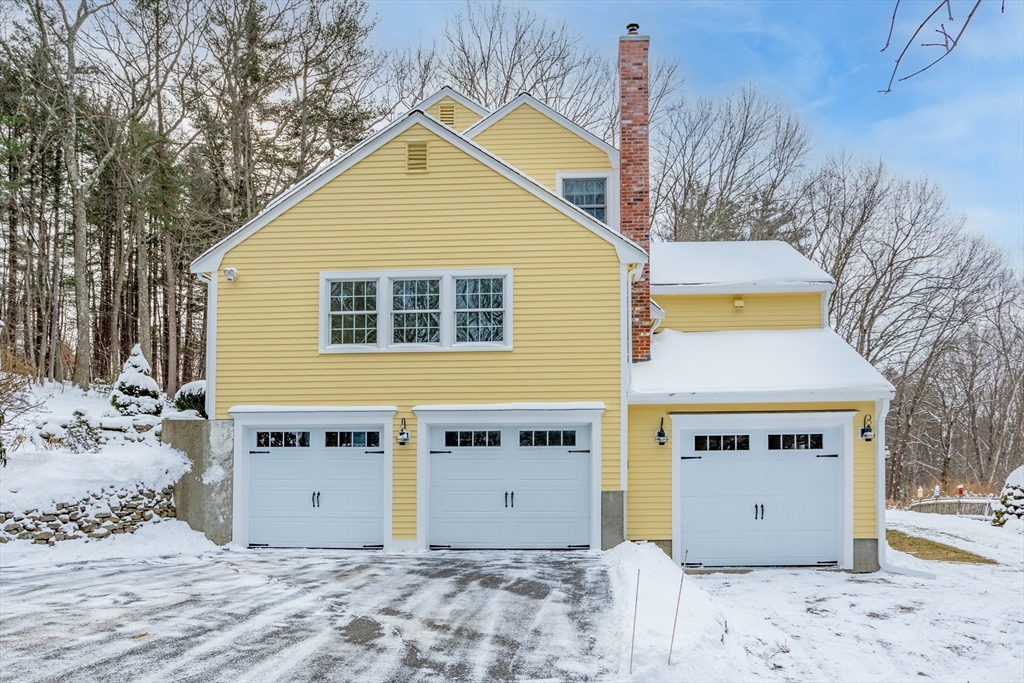 84 Vaughn Hill Rd