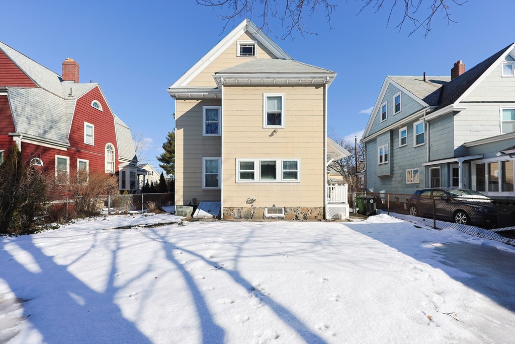 62 Eliot Street