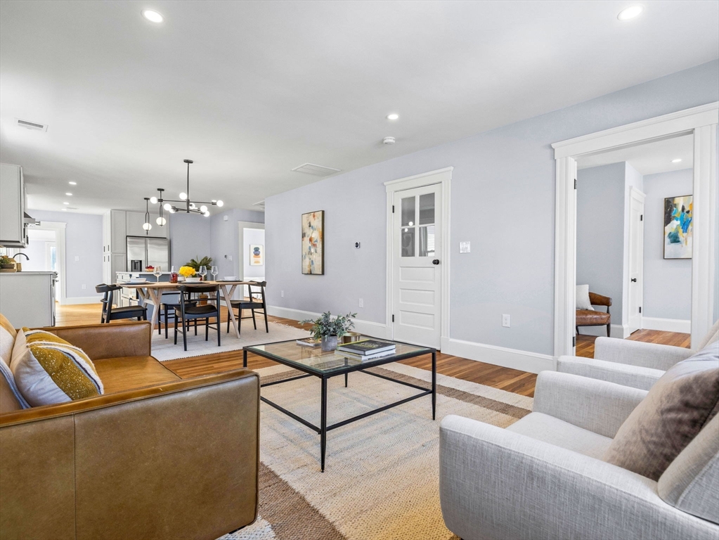 111 Sharon St # 2
