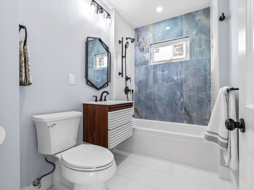 111 Sharon St # 2