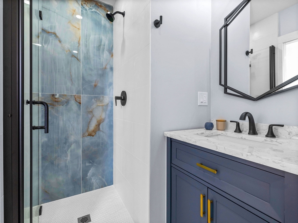 111 Sharon St # 2