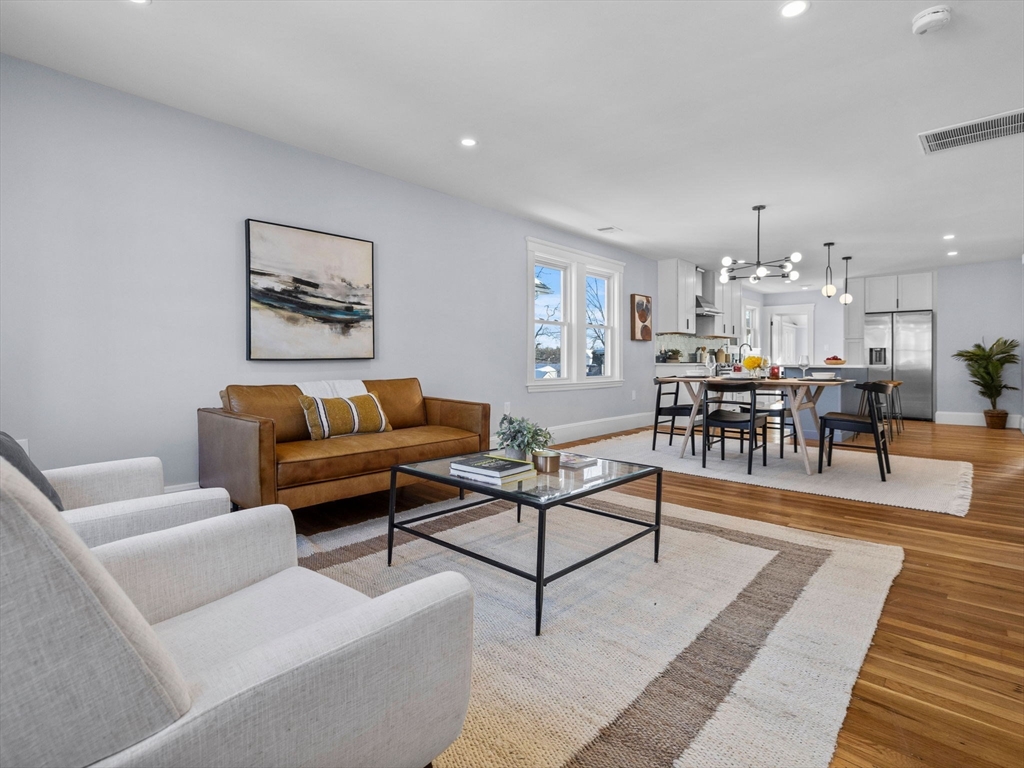 111 Sharon St # 2