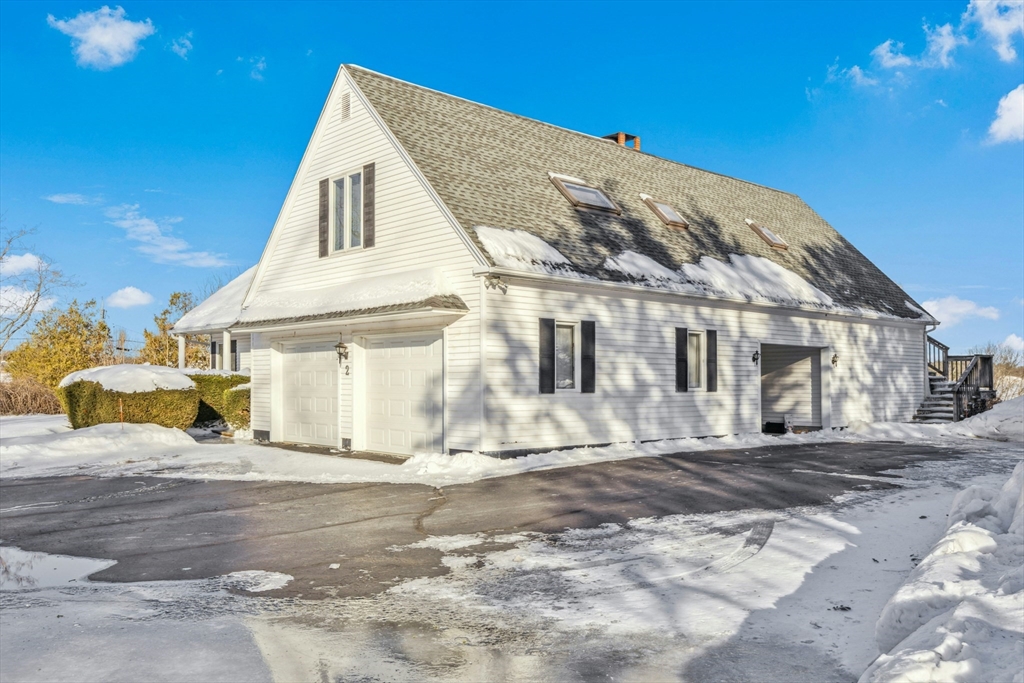 2 Lincoln St