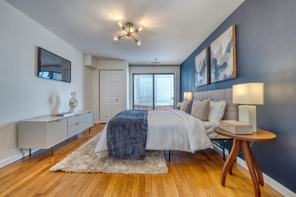3920 Mystic Valley Pkwy # 906