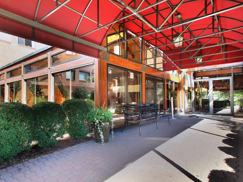3920 Mystic Valley Pkwy # 906