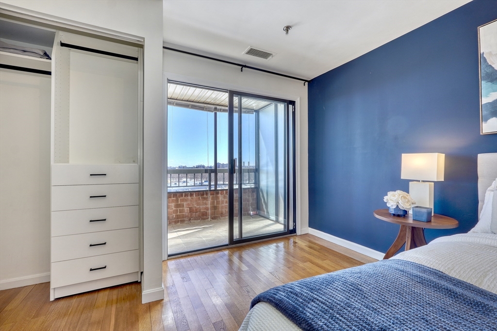 3920 Mystic Valley Pkwy # 906