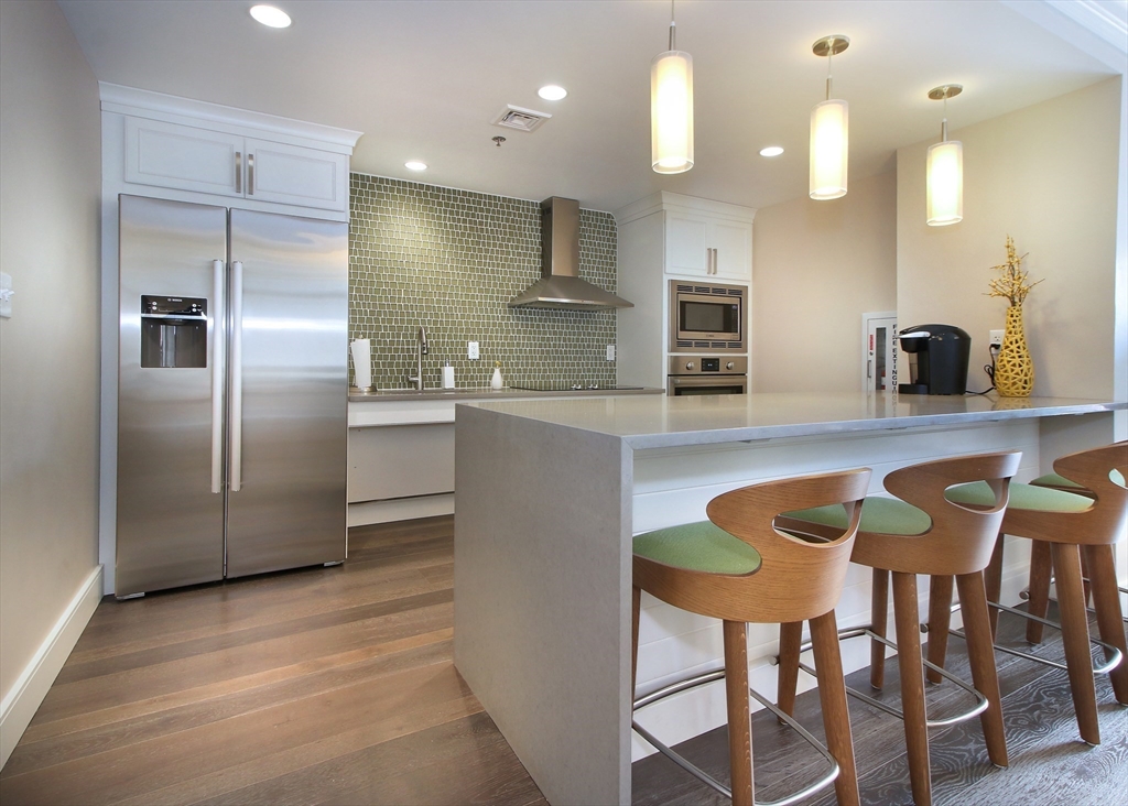 3920 Mystic Valley Pkwy # 906