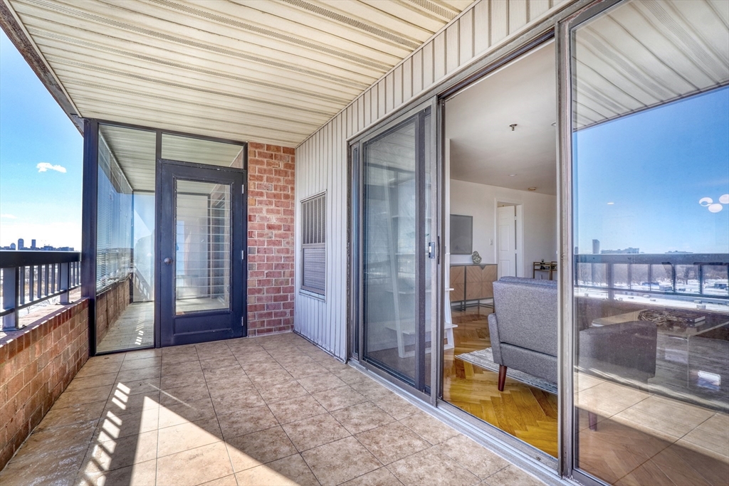 3920 Mystic Valley Pkwy # 906