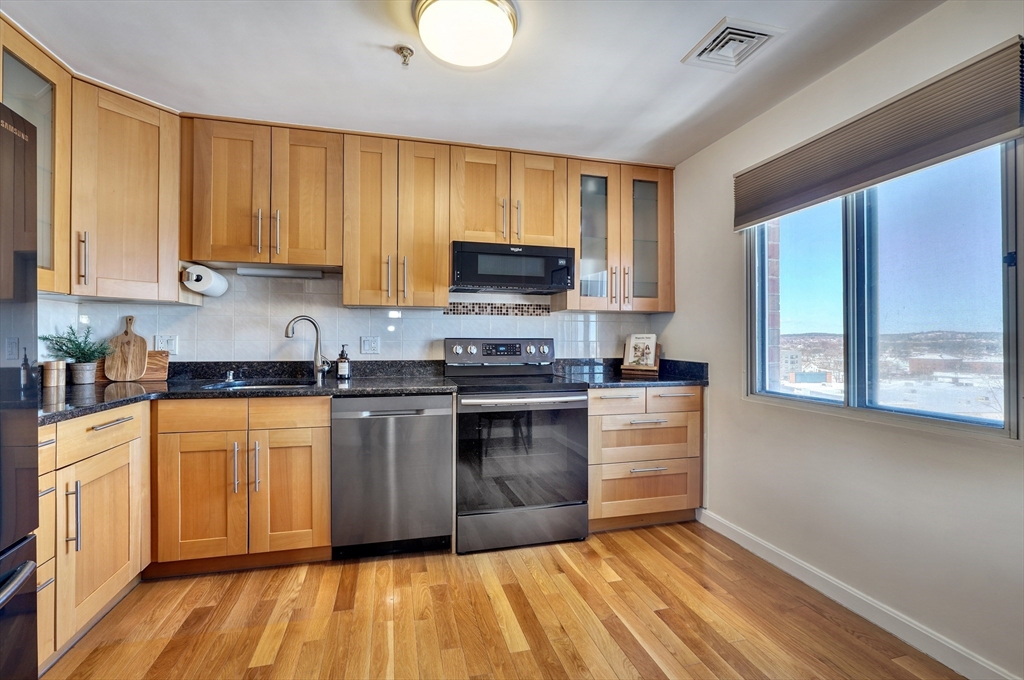 3920 Mystic Valley Pkwy # 906