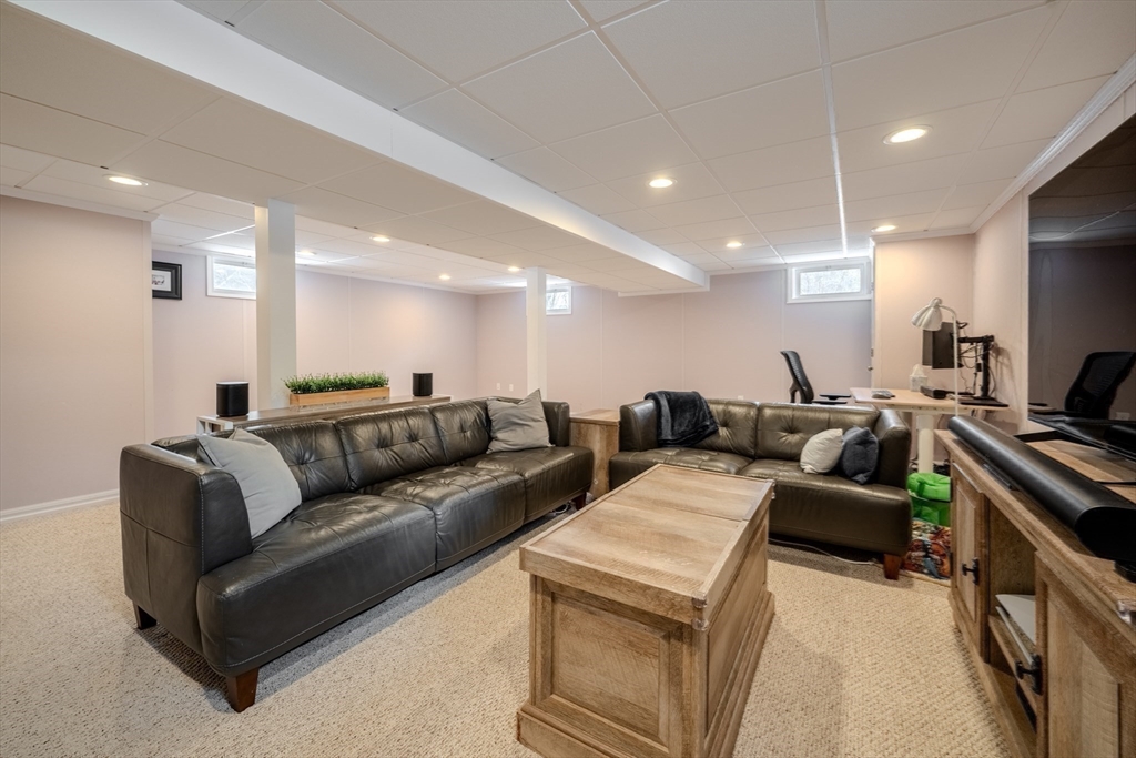 15 Winslow Rd
