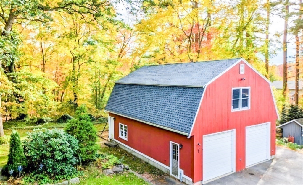 5 Longview Rd