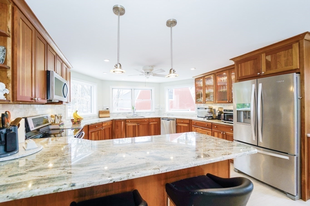 5 Longview Rd