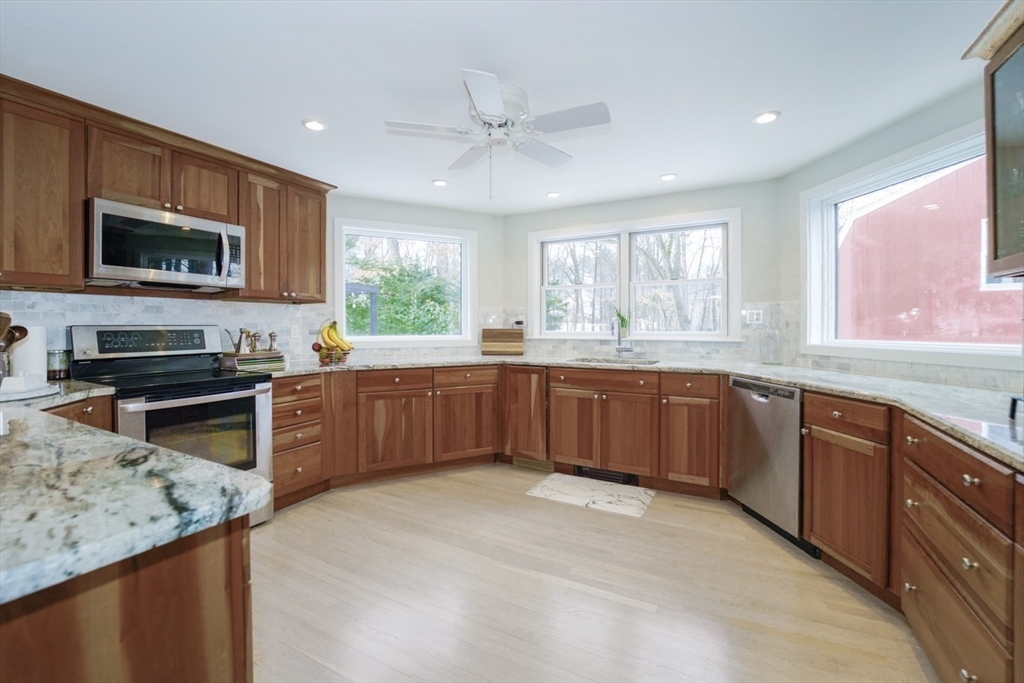 5 Longview Rd