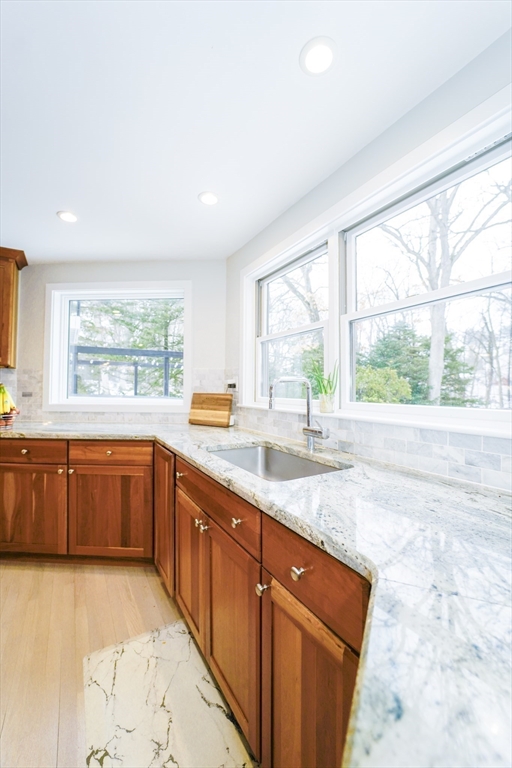 5 Longview Rd