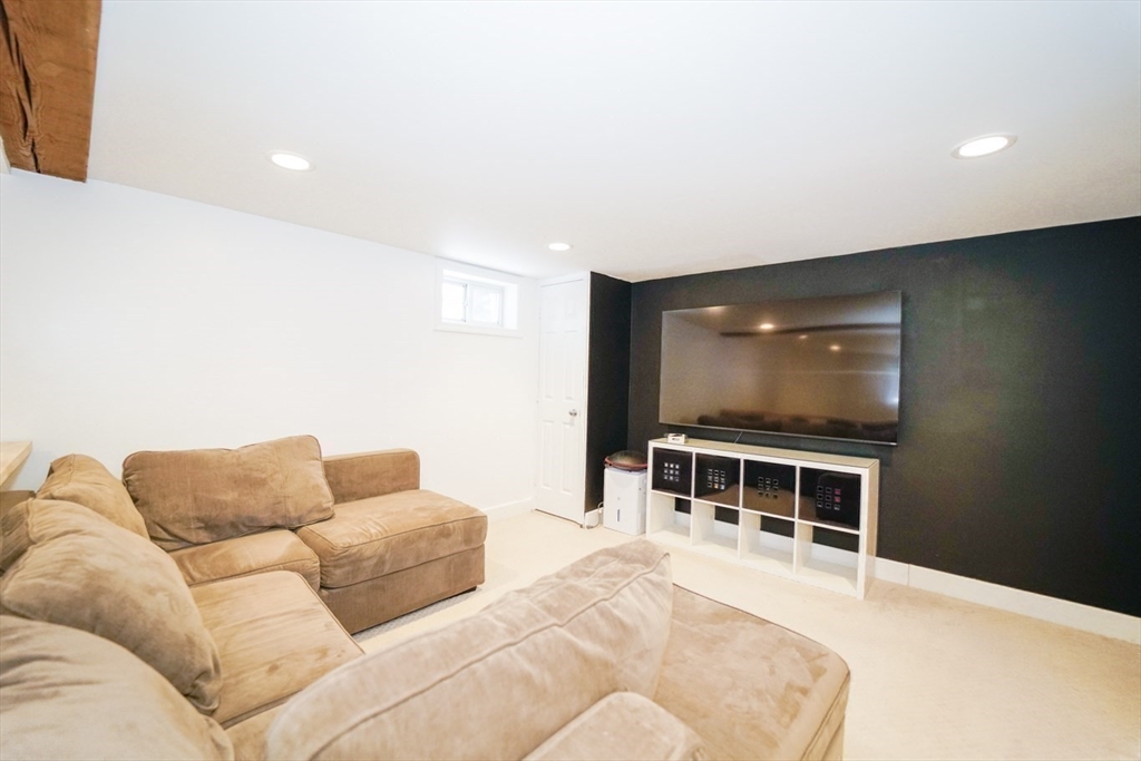 5 Longview Rd