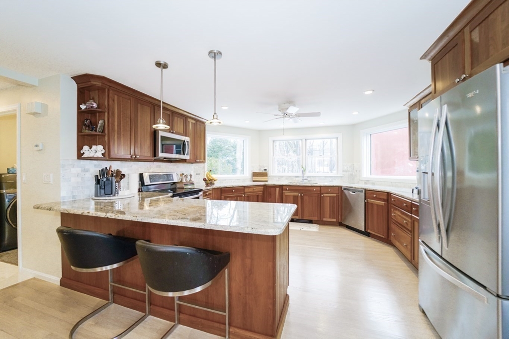 5 Longview Rd