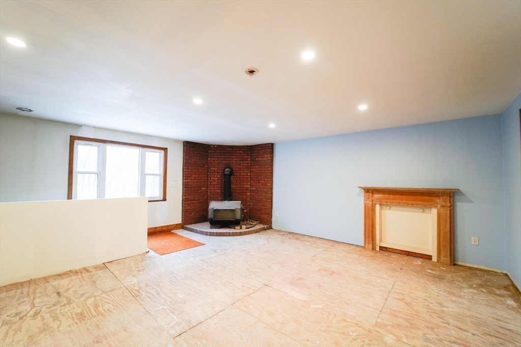5 Longview Rd