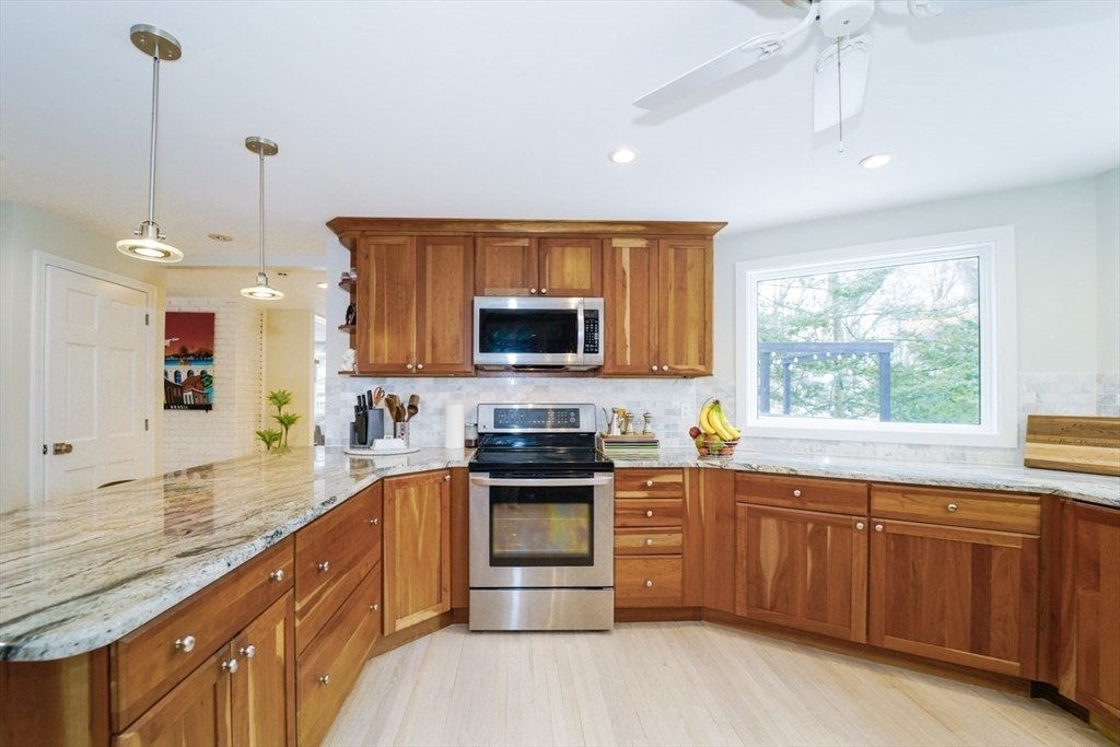 5 Longview Rd