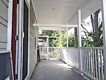 112 Manthorne # 2