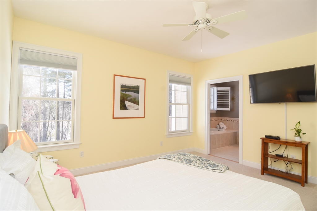 33 Stone Ridge Rd # 33