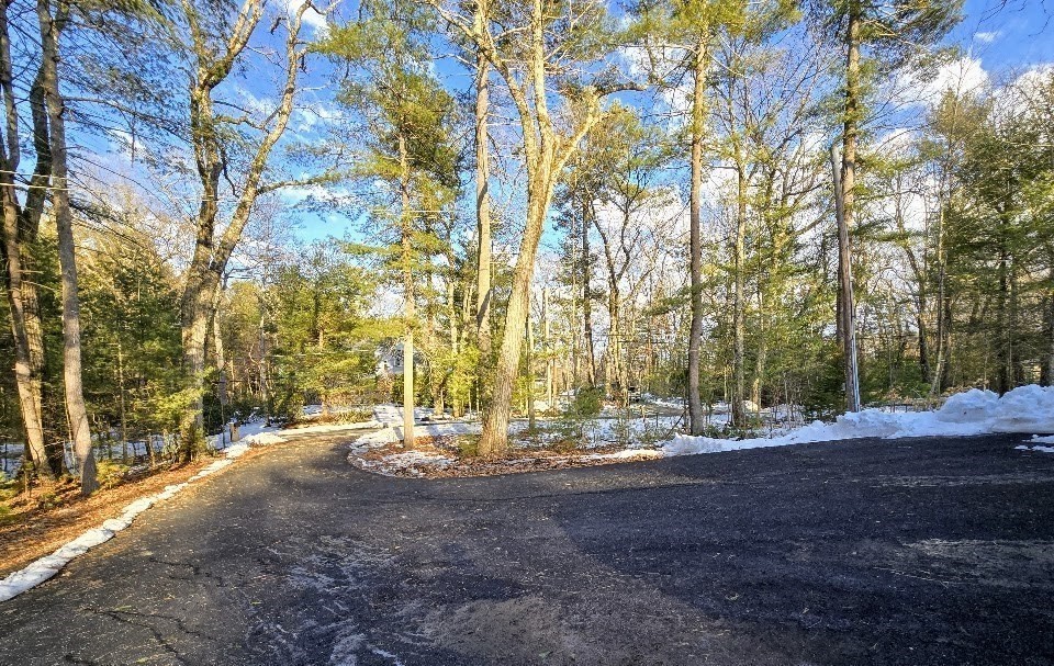 5 Laurel Dr # 1